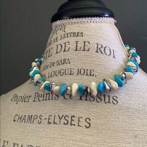 Vintage turquoise white and silver irregular stone beaded collarbone necklace